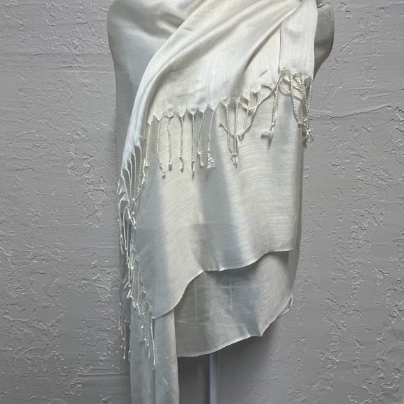 Vintage Silk Ivory Fringed Scarf - 26” x 70” - Picture 1 of 3